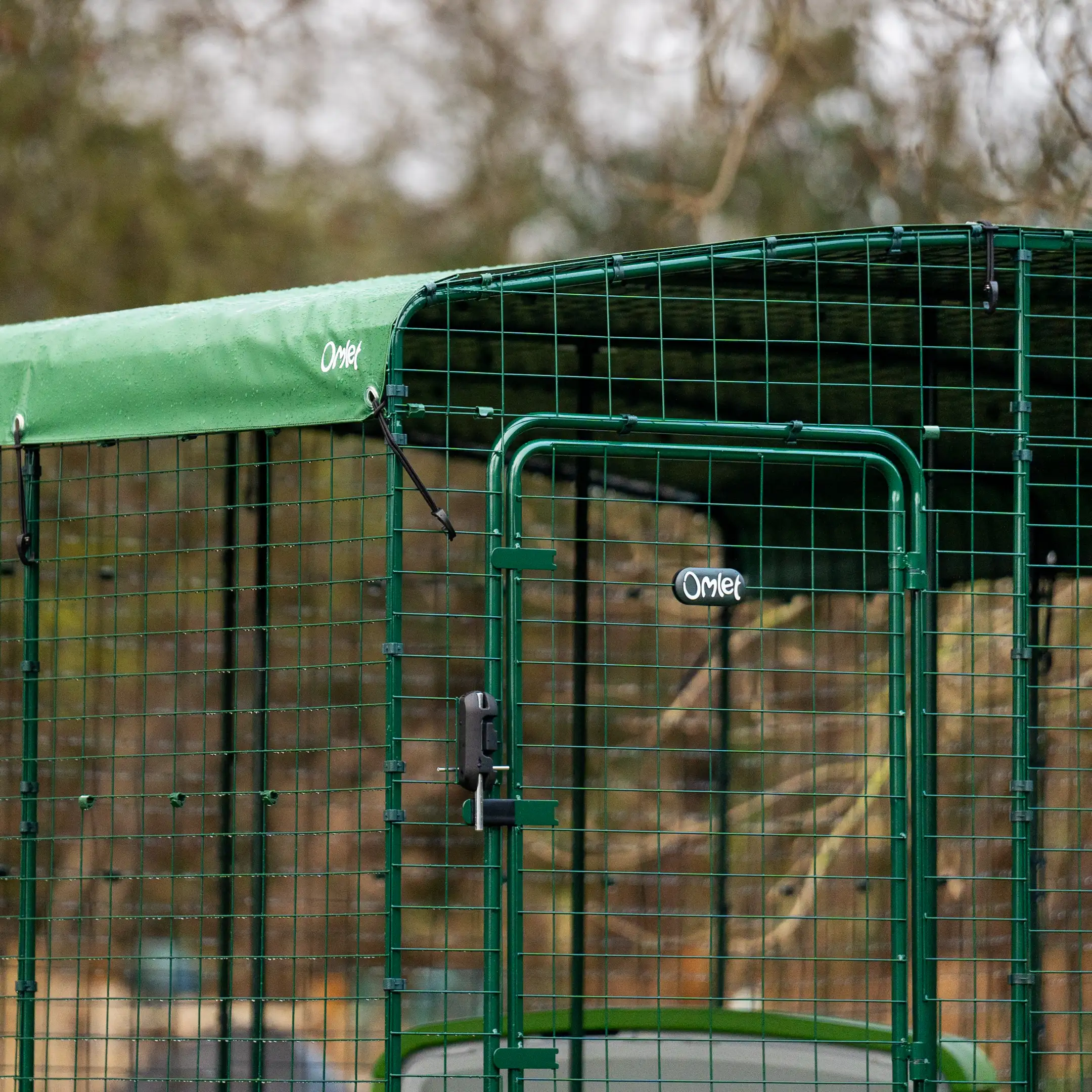 18-heavy-duty-chicken-run-cover-6ft-x-9ft-1.webp