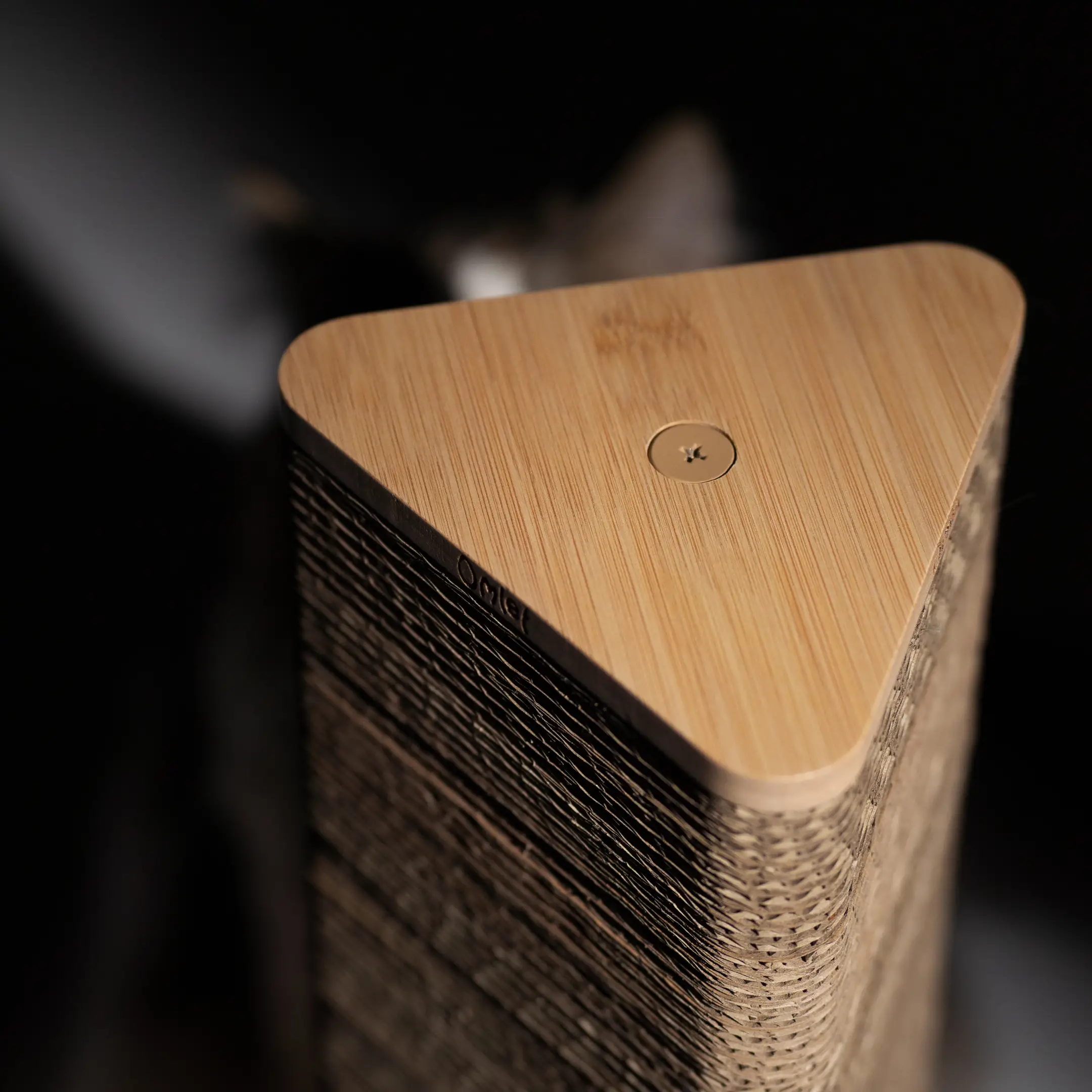 477-refillable-cardboard-cat-scratching-post-tall-1.jpg