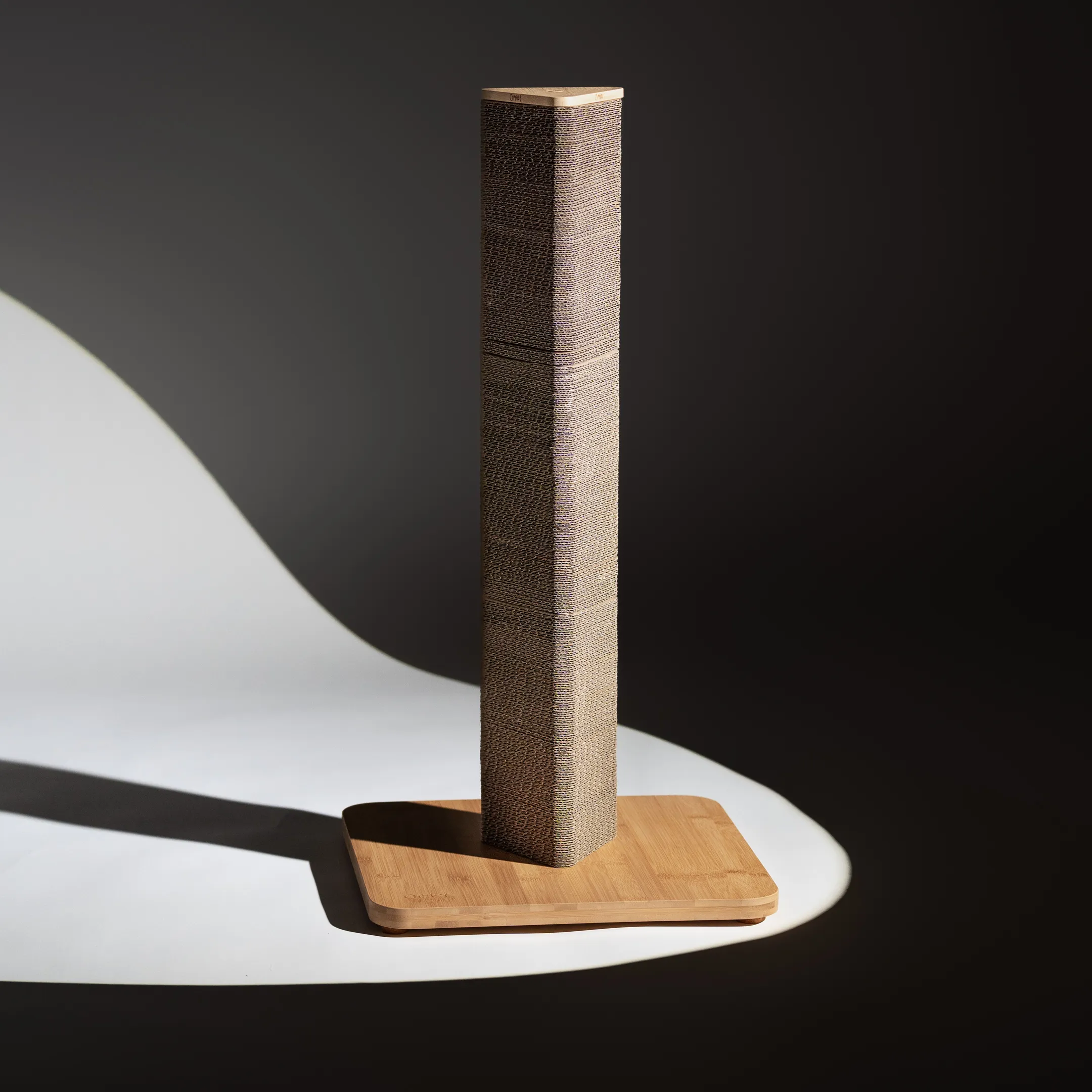 477-refillable-cardboard-cat-scratching-post-tall-1.jpg