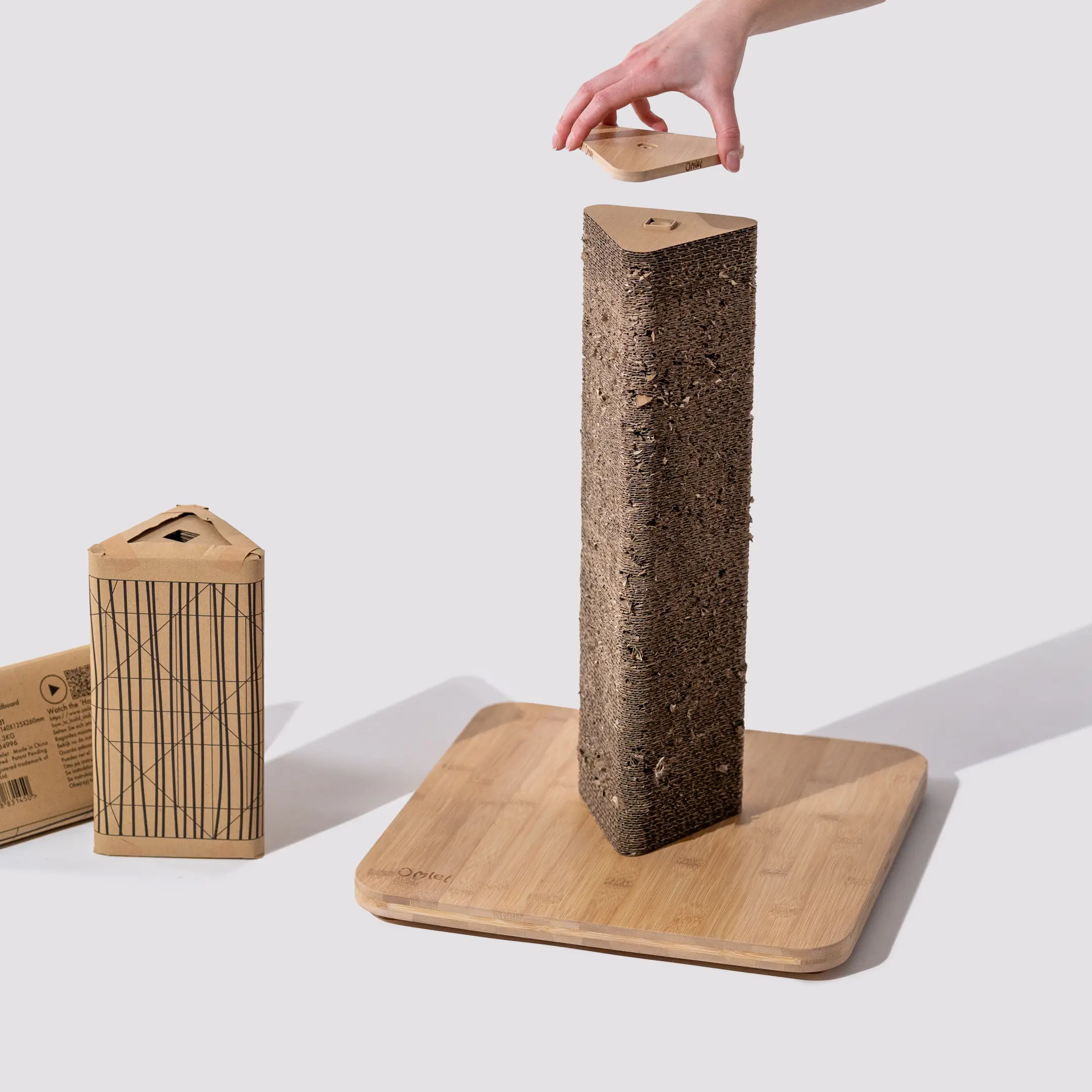 477-refillable-cardboard-cat-scratching-post-tall-1.jpg