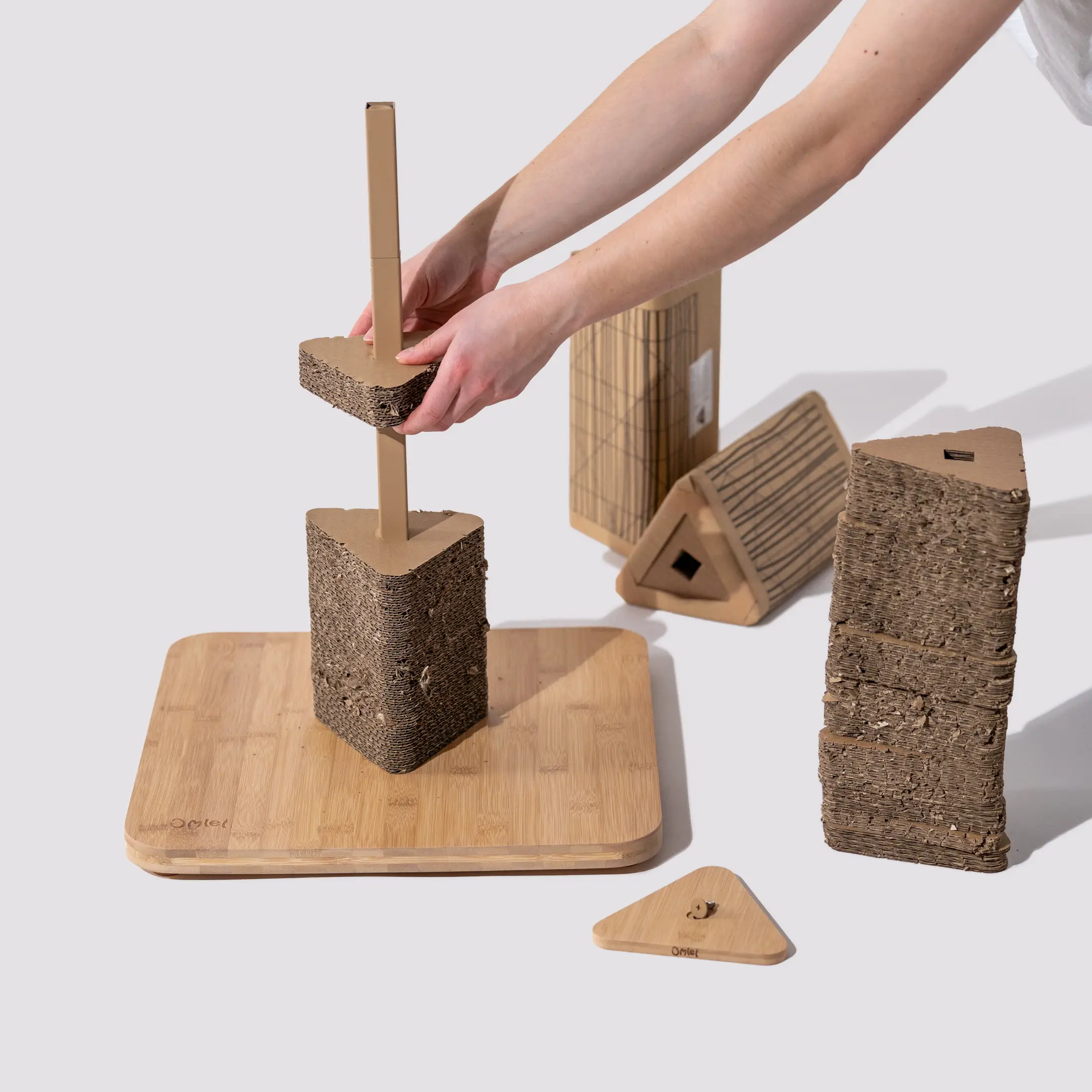 477-refillable-cardboard-cat-scratching-post-tall-1.jpg