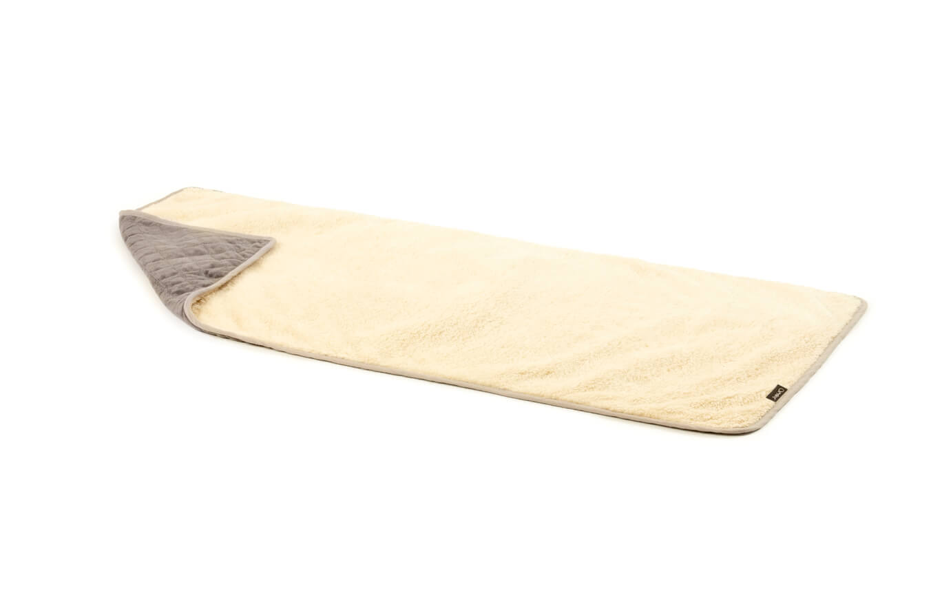 Super Soft Cat Blanket Medium - Grey and Cream