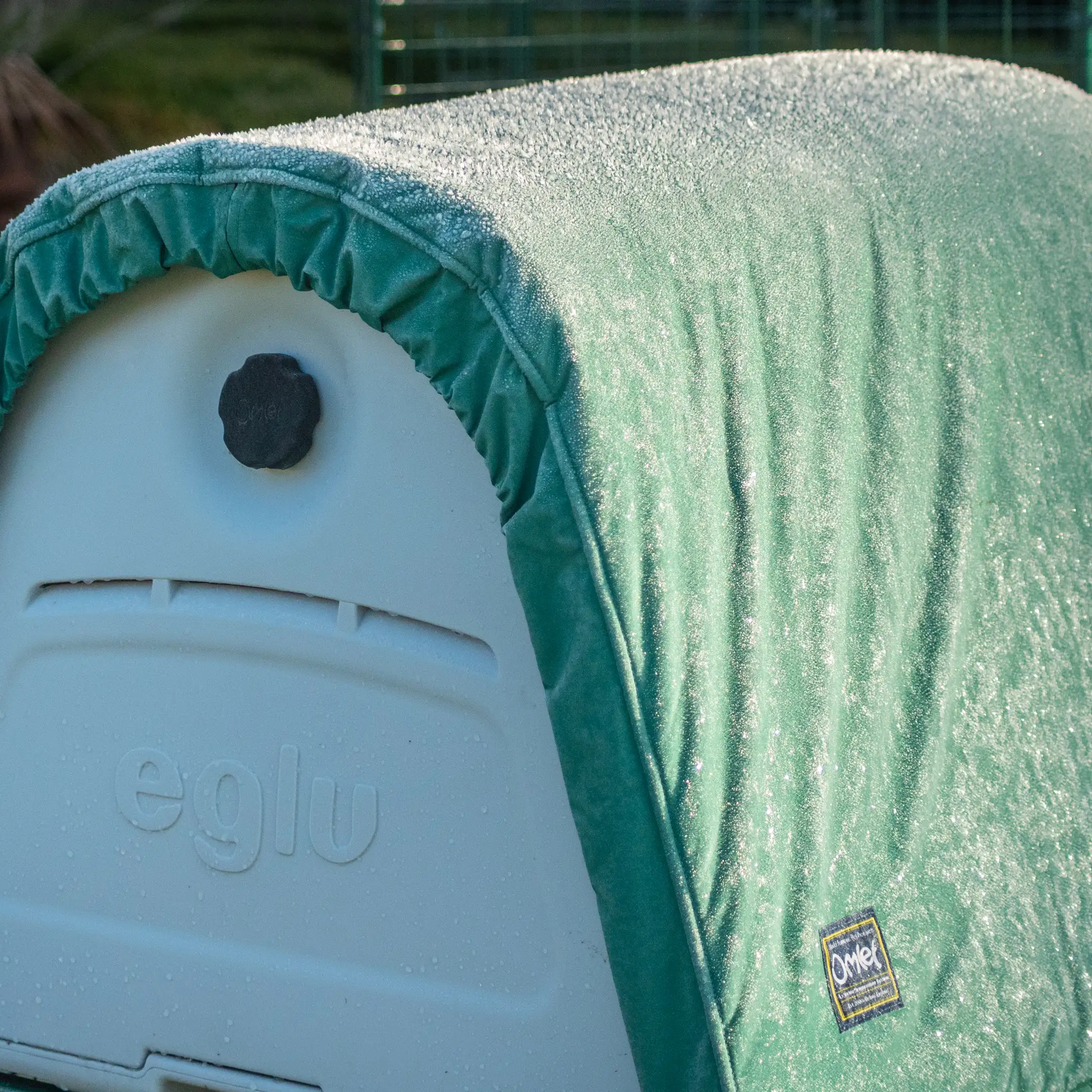 587-extreme-temperature-blanket-for-eglu-go-up-blue-1.webp